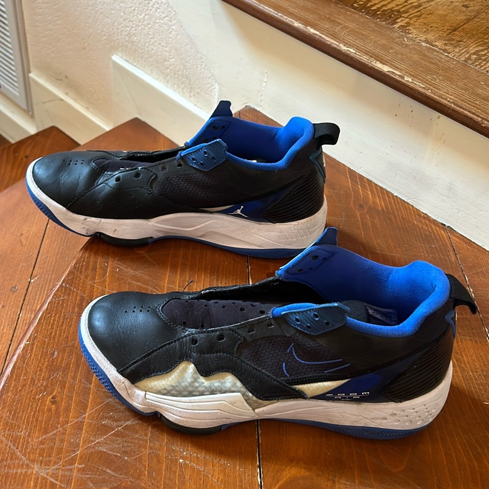 Nike Zoom Air Jordan’s blue / black